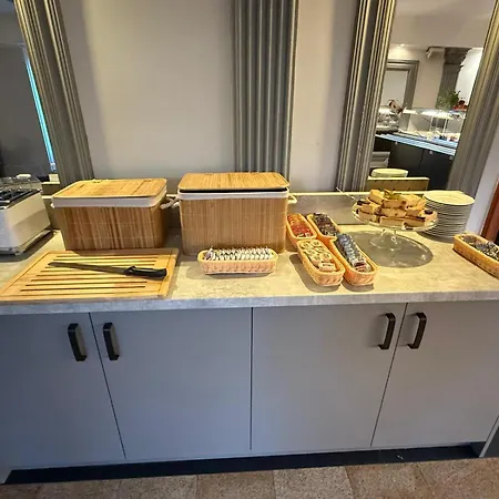 Adalbertus Dom Pielgrzyma Panzió Gniezno