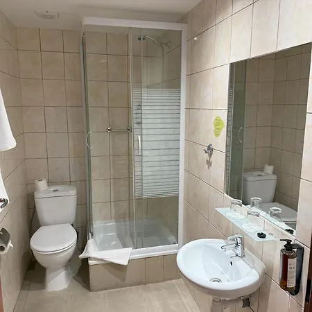 Adalbertus Dom Pielgrzyma 3*