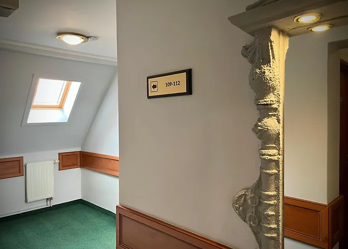 Bed & Breakfast Adalbertus Dom Pielgrzyma 3*