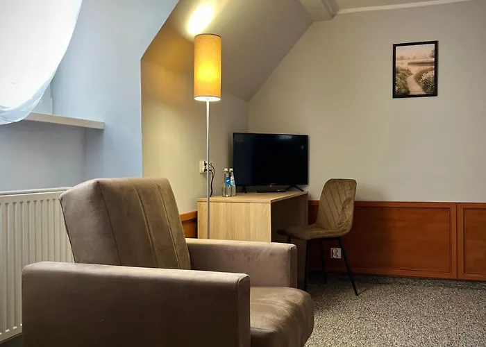 Adalbertus Dom Pielgrzyma 3*