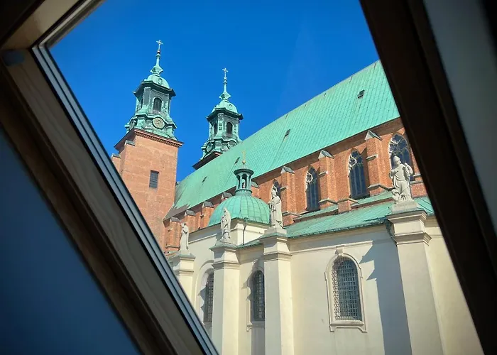 Adalbertus Dom Pielgrzyma Bed & Breakfast